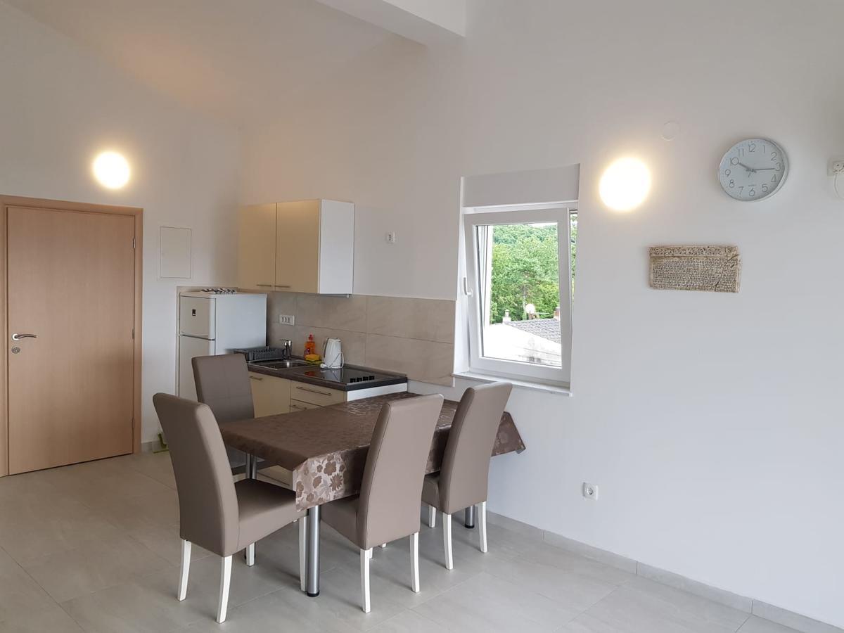 Apartament Colic Nijvice Zewnętrze zdjęcie
