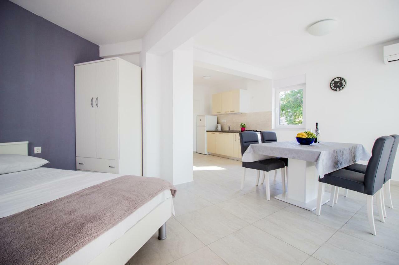 Apartament Colic Nijvice Zewnętrze zdjęcie