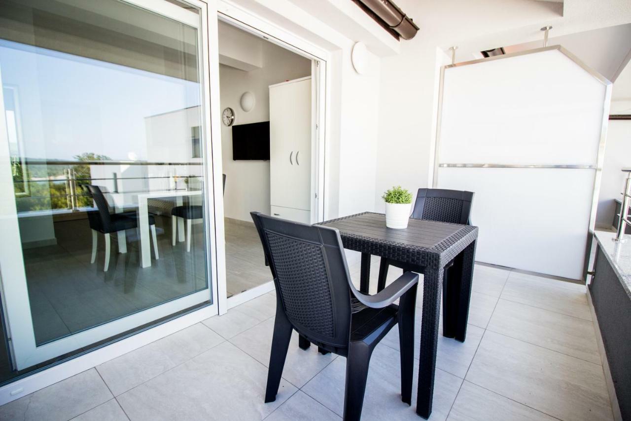 Apartament Colic Nijvice Zewnętrze zdjęcie