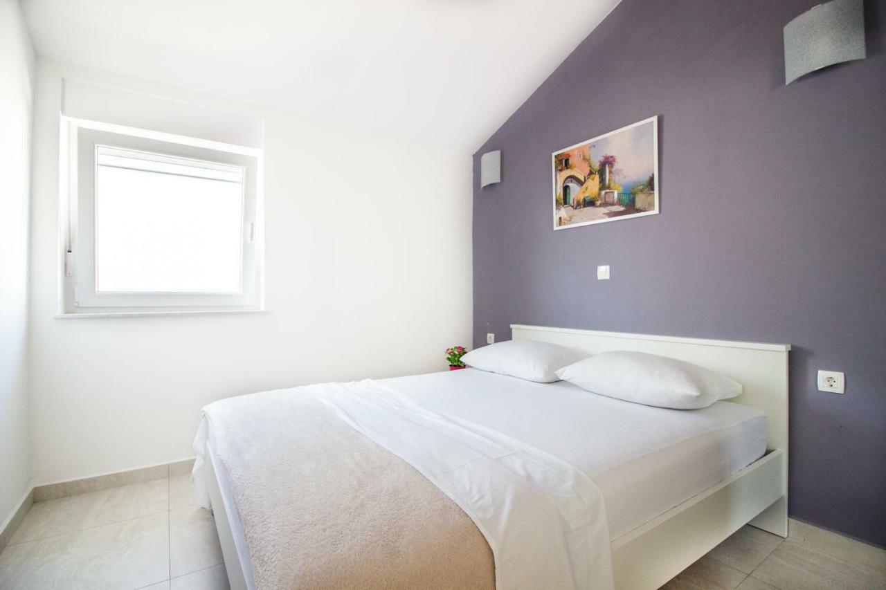Apartament Colic Nijvice Zewnętrze zdjęcie