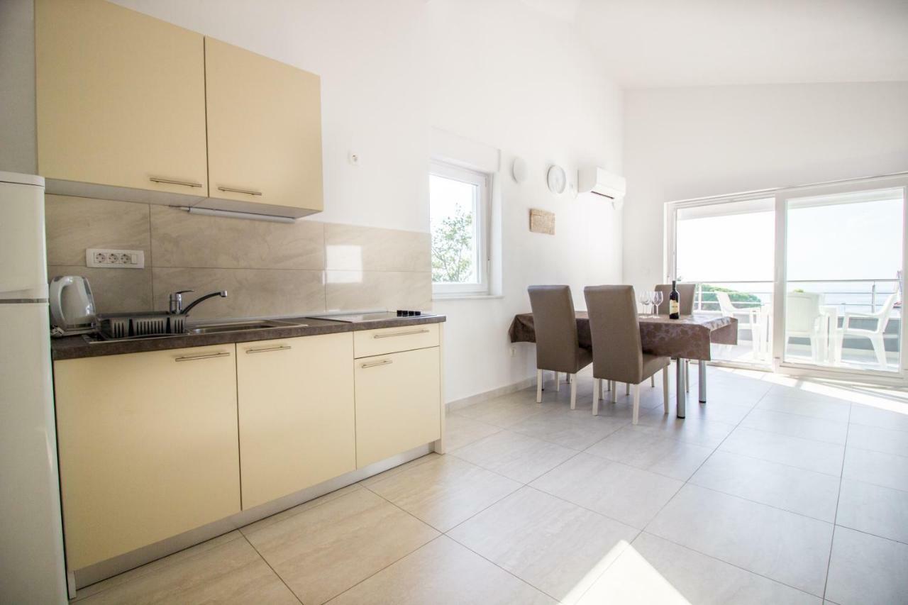 Apartament Colic Nijvice Zewnętrze zdjęcie