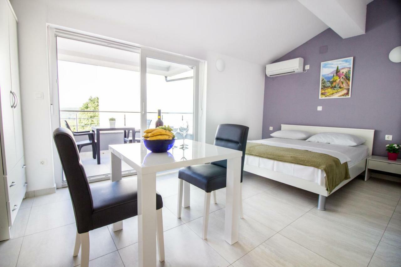 Apartament Colic Nijvice Zewnętrze zdjęcie